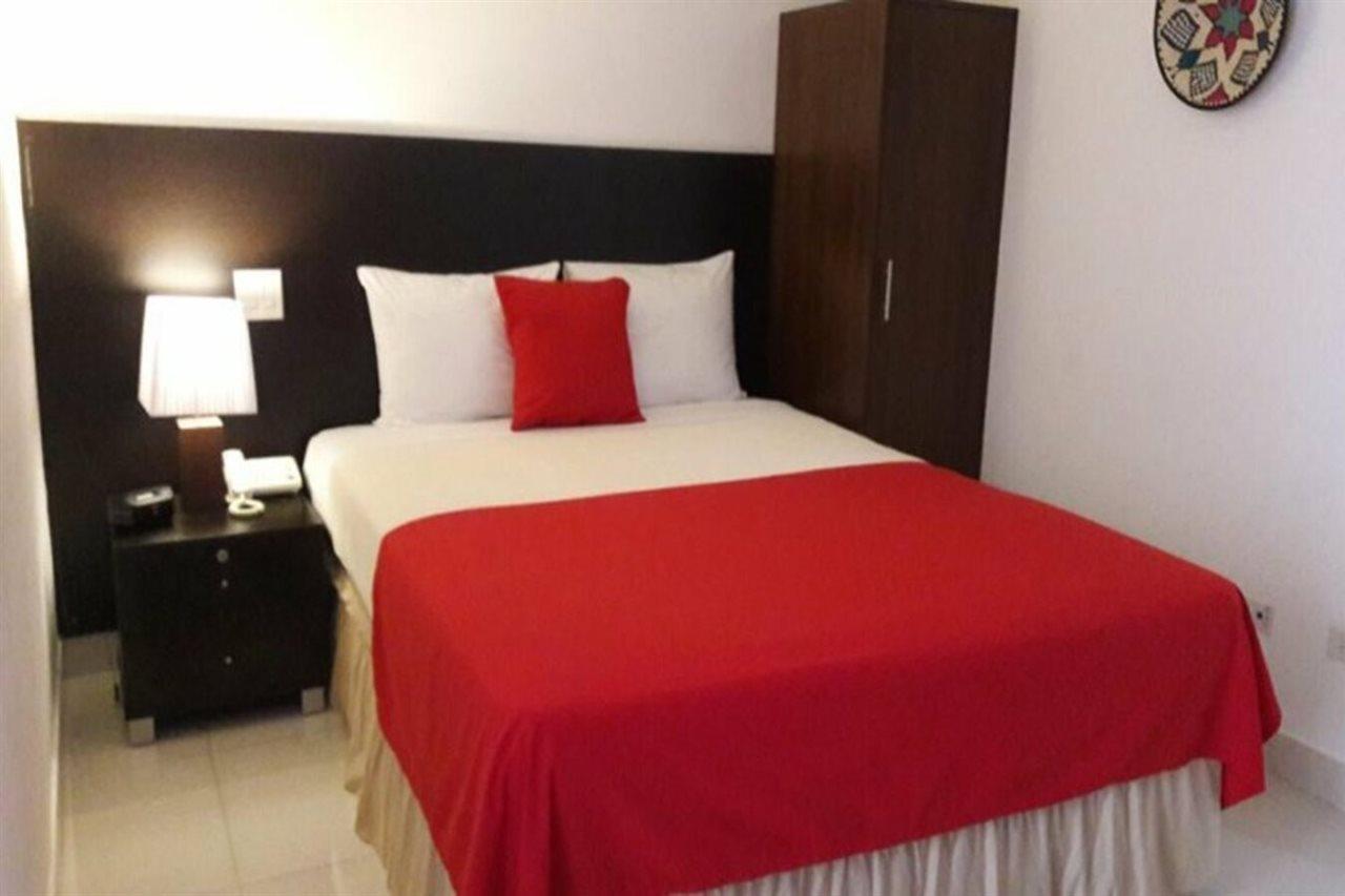 Az Hotel And Suites Panamá Esterno foto