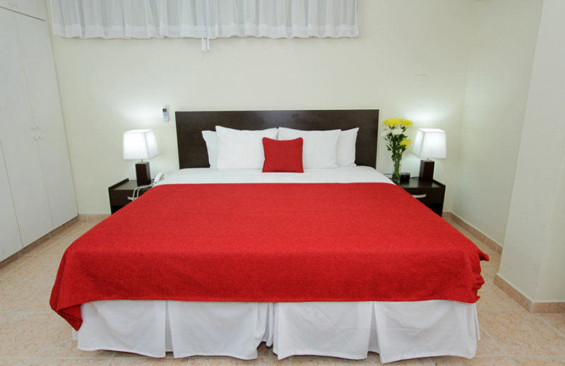 Az Hotel And Suites Panamá Esterno foto