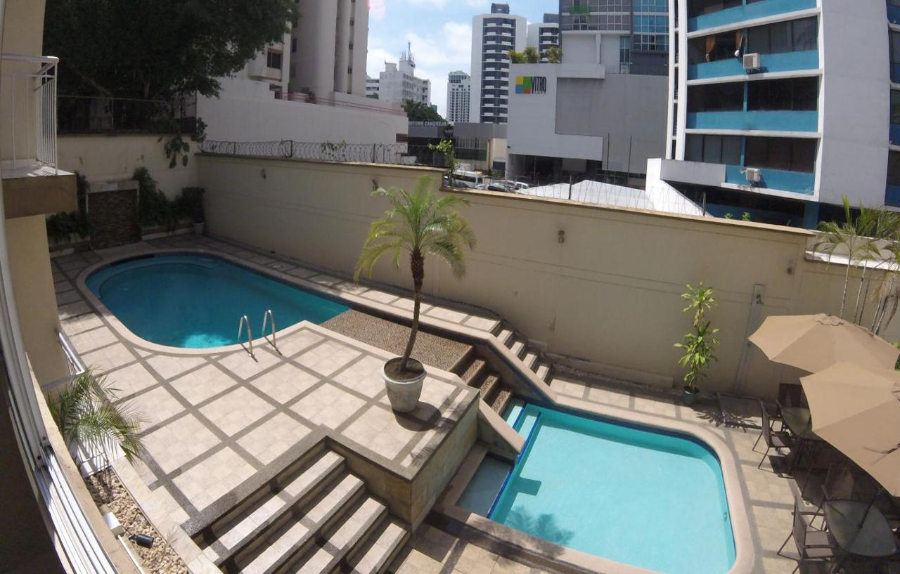 Az Hotel And Suites Panamá Esterno foto